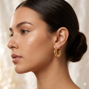 Curl Gold Stripe Studs