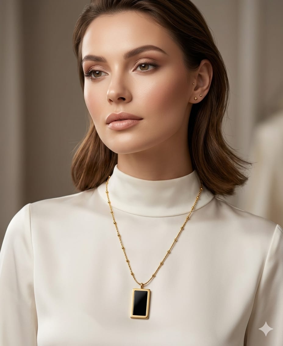 Pendant Dual Sided Black & White - Image 2