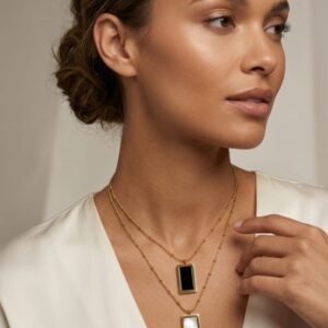 Pendant Dual Sided Black & White