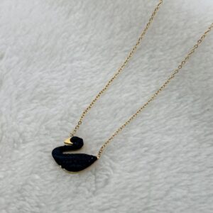 Black Swan Studs With Pendent